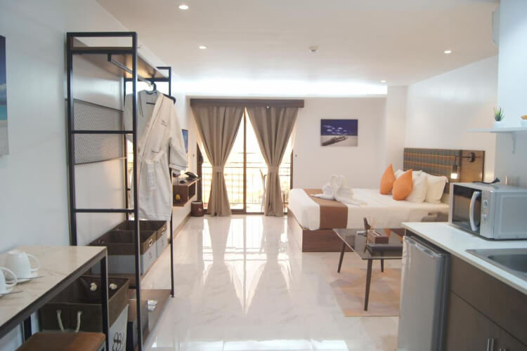 CG ESL バニラッド校 1人部屋（ホテル寮 /  88th Avenue）