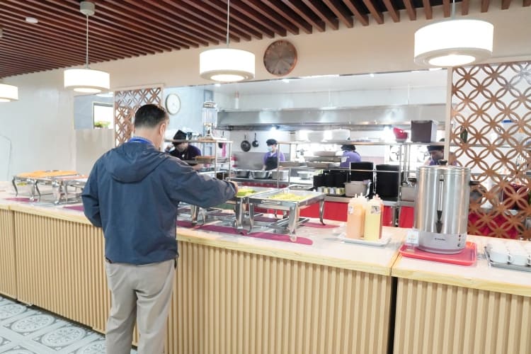 Pines_Buffet Area & Open Kitchen 2  (1).jpg